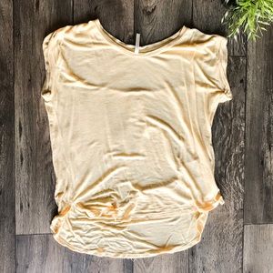 Yellow t shirt. {Tresics} size small.